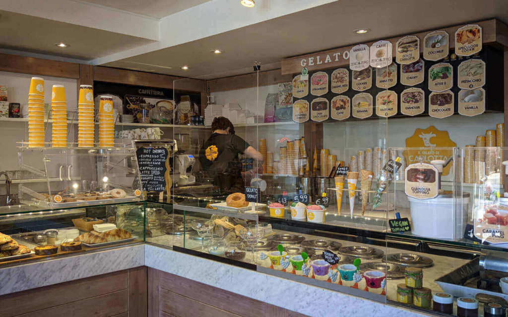 Inside of Il Gelato di Carlotta in Niagara-on-the-Lake